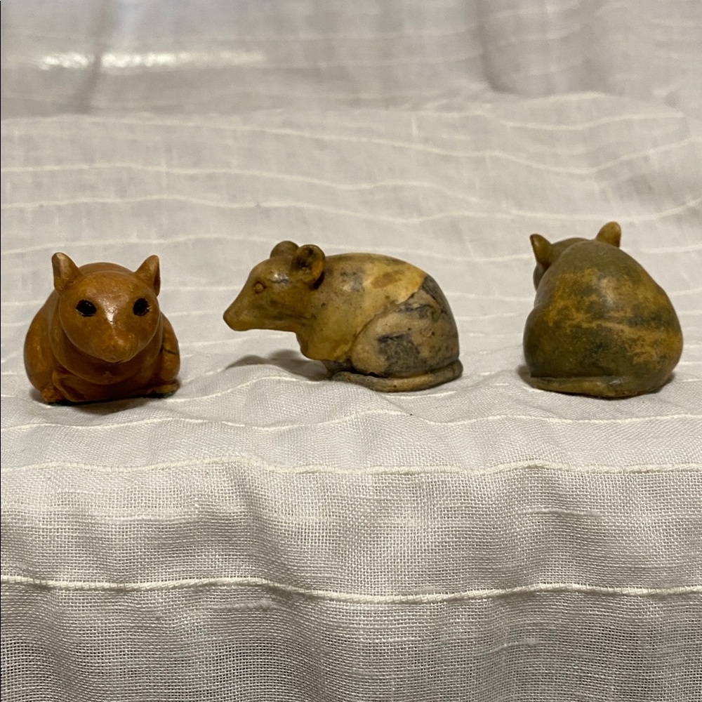 Carved Stone mice Figurines